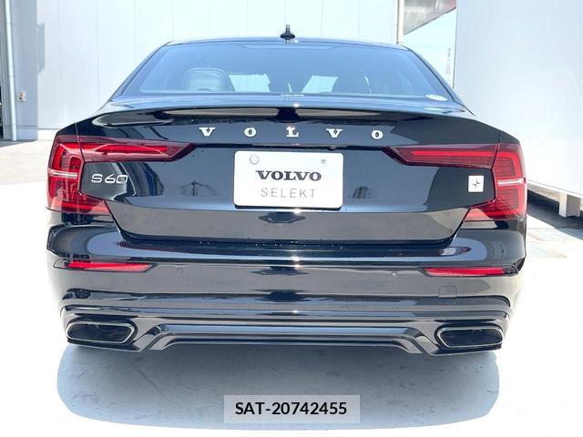 Volvo S60 2020-07 8280440-18