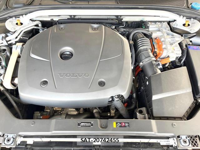 Volvo S60 2020-07 8280440-19