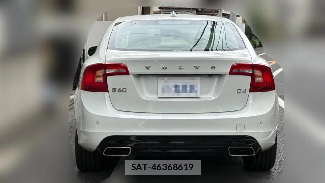 Volvo S60 2017-03 8281930-1