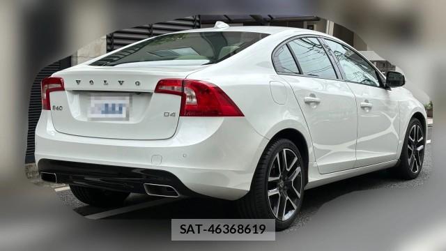 Volvo S60 2017-03 8281930-11