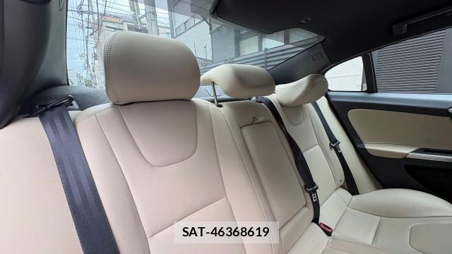 Volvo S60 2017-03 8281930-5