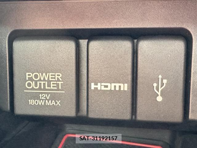 Honda S660 2015-11 8277729-10