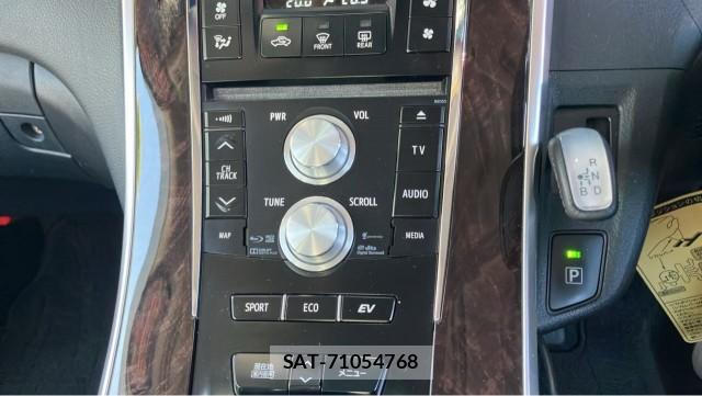 Toyota SAI 2013-10 8282020-14