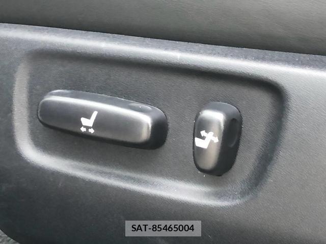 Toyota SAI 2015-12 8283389-15