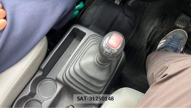 Subaru SAMBAR TRUCK 2012-01 8282100-14