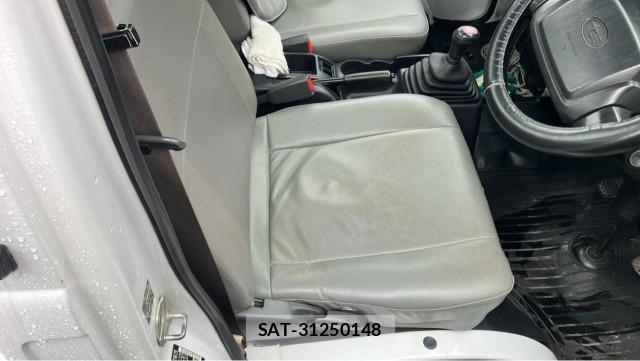 Subaru SAMBAR TRUCK 2012-01 8282100-5