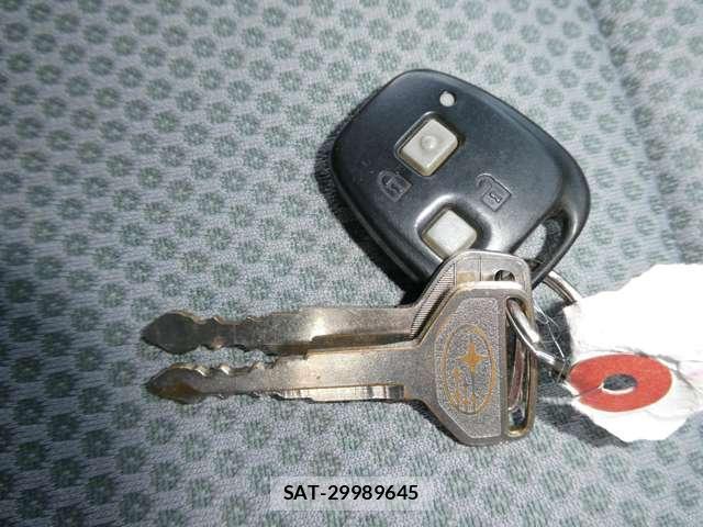 Subaru SAMBAR TRUCK 2013-04 8284115-17