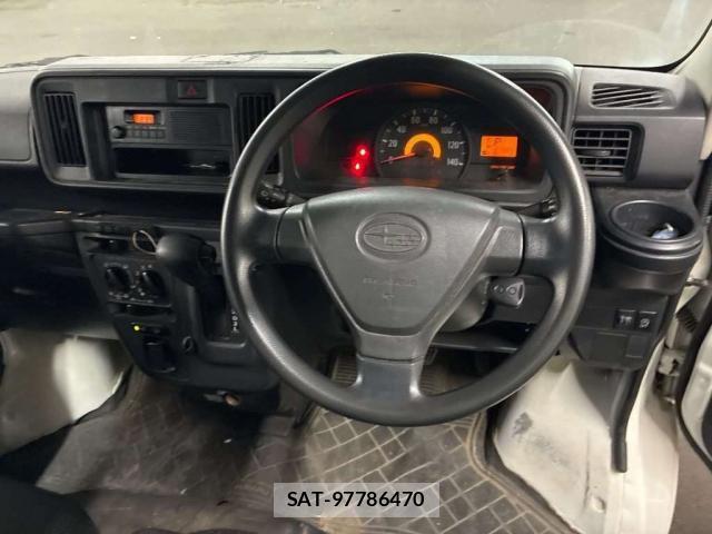 Subaru SAMBAR 2018-07 8283933-4