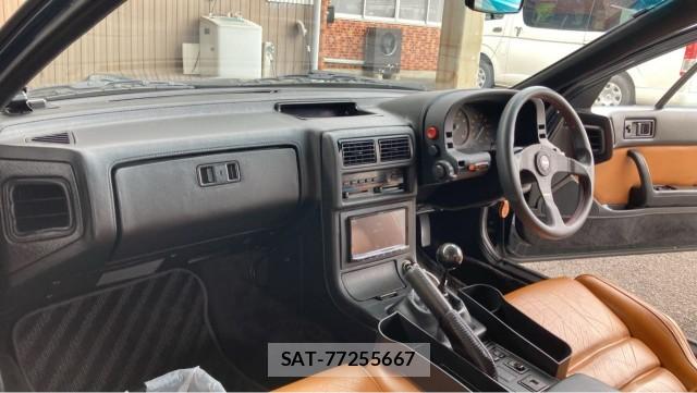 Mazda SAVANNA RX-7 1992-12 8281301-2