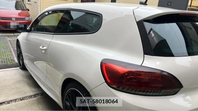 VolksWagen SCIROCCO 2010-10 8281549-10