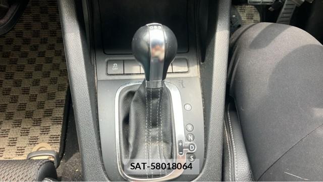 VolksWagen SCIROCCO 2010-10 8281549-14