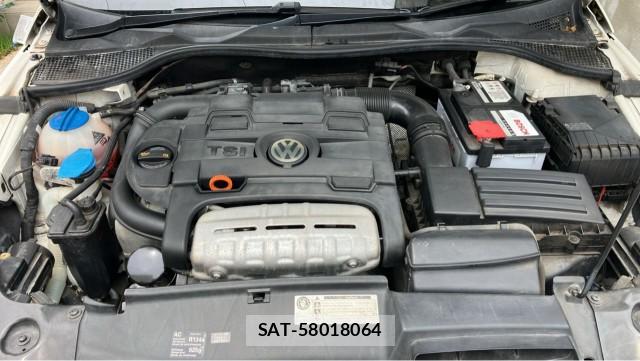 VolksWagen SCIROCCO 2010-10 8281549-7