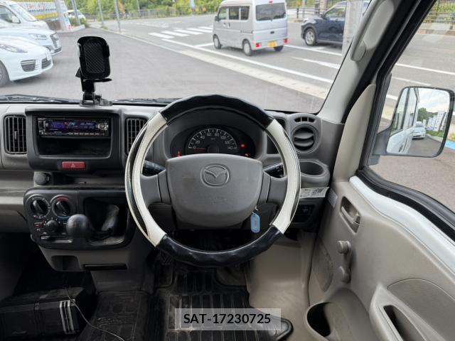 Mazda SCRUM 2017-08 8282595-1