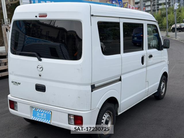 Mazda SCRUM 2017-08 8282595-4