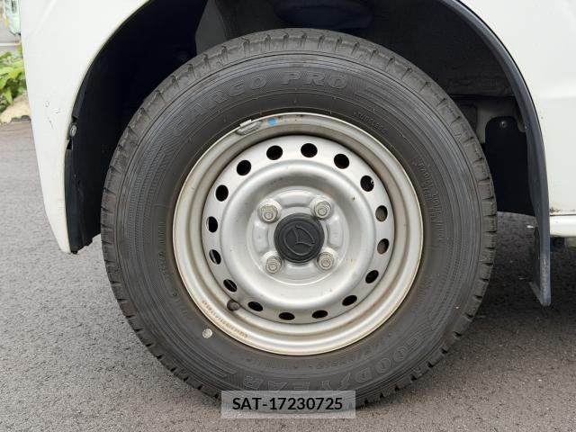 Mazda SCRUM 2017-08 8282595-9
