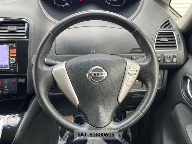 Nissan SERENA 2014-08 8276820-14