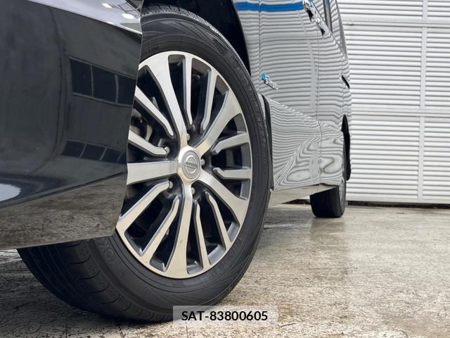 Nissan SERENA 2014-08 8276820-16