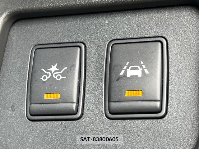 Nissan SERENA 2014-08 8276820-7