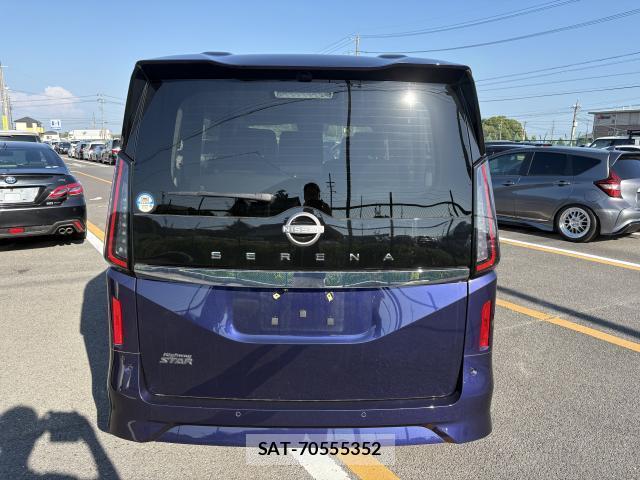 Nissan SERENA 2023-05 8277043-5