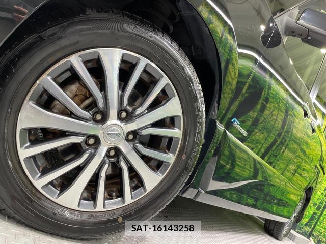 Nissan SERENA 2016-03 8277280-13