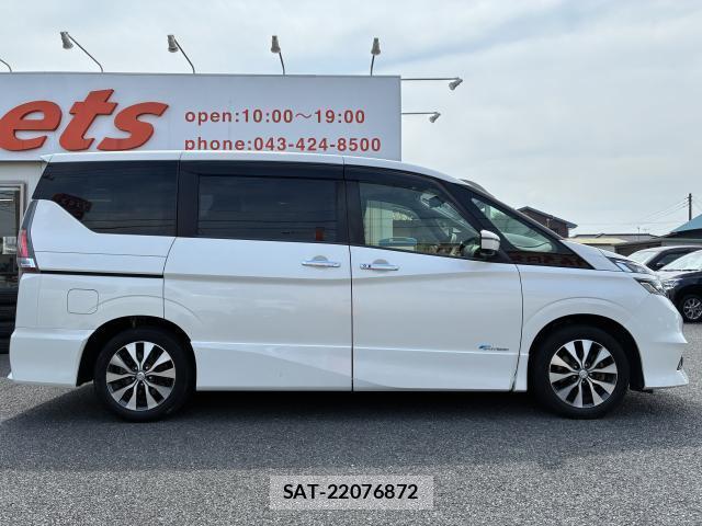 Nissan SERENA 2018-05 8277489-4