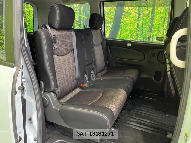 Nissan SERENA 2014-01 8277528-8