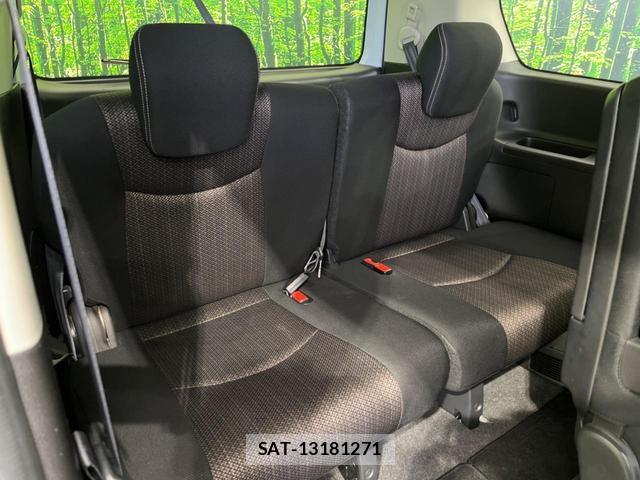Nissan SERENA 2014-01 8277528-9