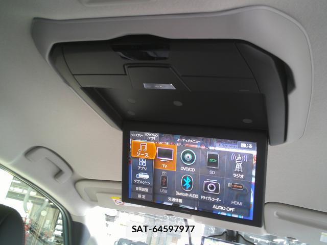 Nissan SERENA 2024-10 8277561-11
