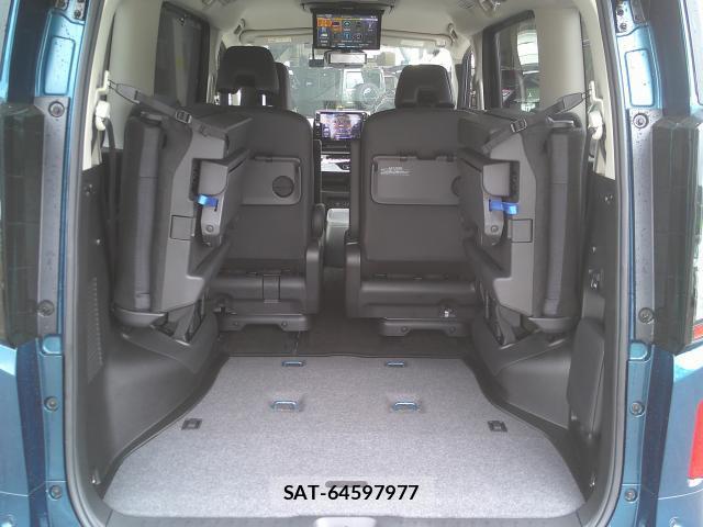 Nissan SERENA 2024-10 8277561-19