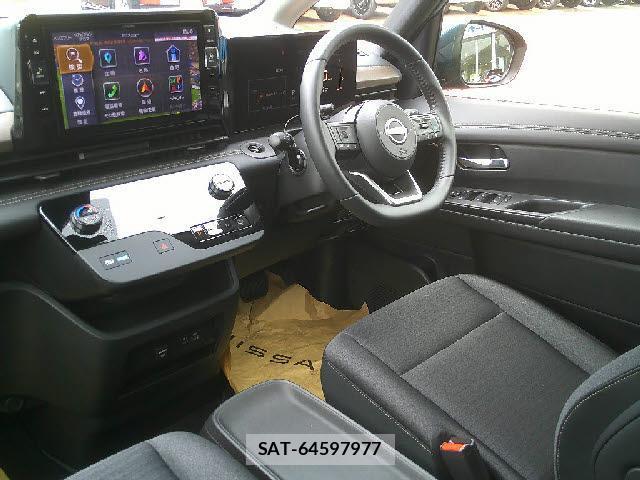 Nissan SERENA 2024-10 8277561-8