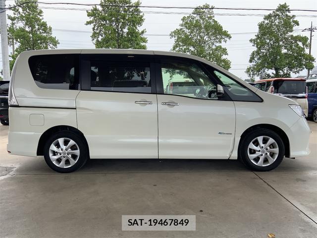 Nissan SERENA 2013-03 8277823-3