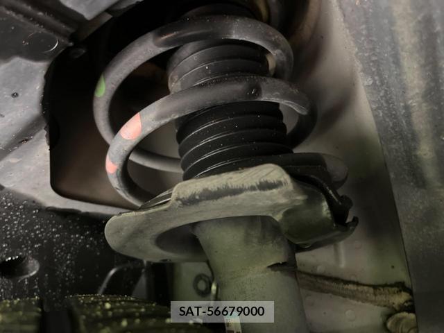 Nissan SERENA 2017-09 8278056-19