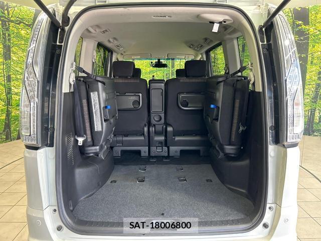Nissan SERENA 2016-03 8278162-9