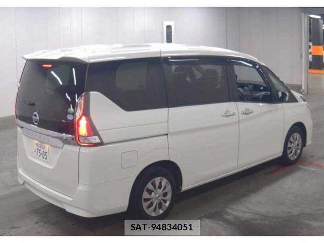 Nissan SERENA 2016-11 8278238-1