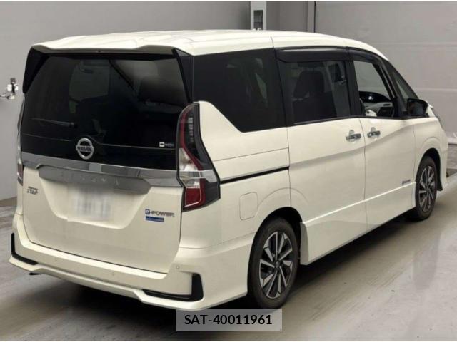 Nissan SERENA 2022-07 8278244-4