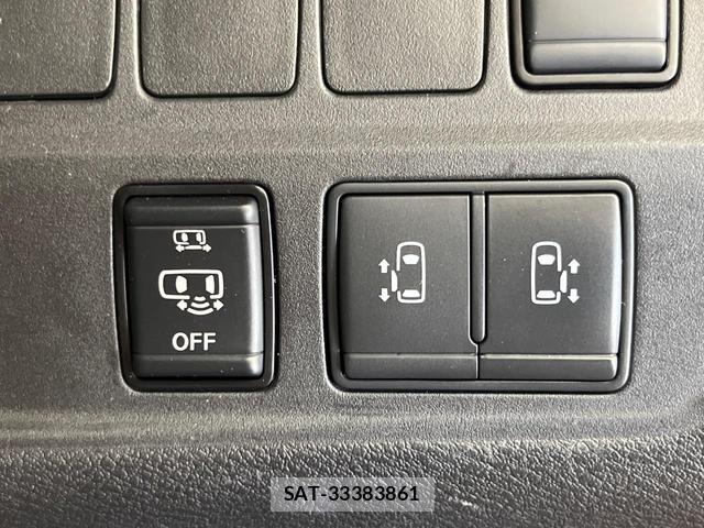 Nissan SERENA 2019-10 8279139-5