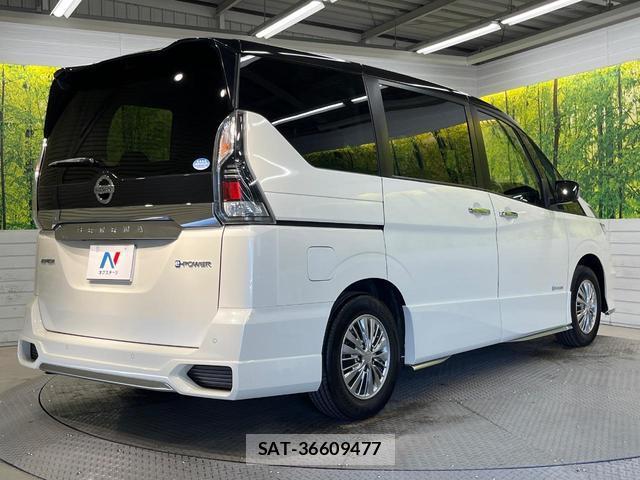 Nissan SERENA 2018-06 8279141-17