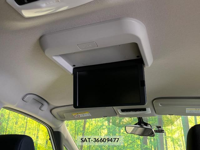Nissan SERENA 2018-06 8279141-2