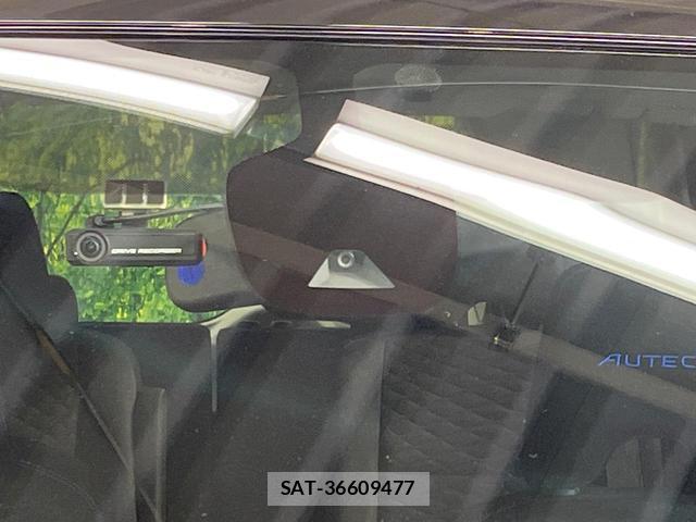 Nissan SERENA 2018-06 8279141-4