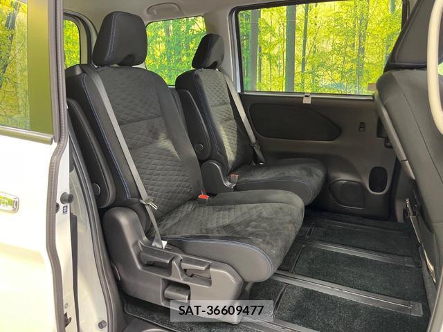 Nissan SERENA 2018-06 8279141-8