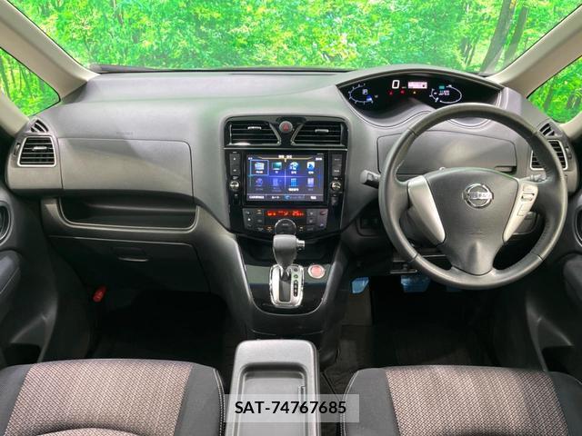 Nissan SERENA 2014-08 8279166-1