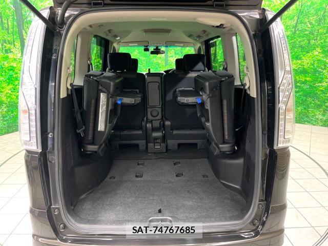 Nissan SERENA 2014-08 8279166-11