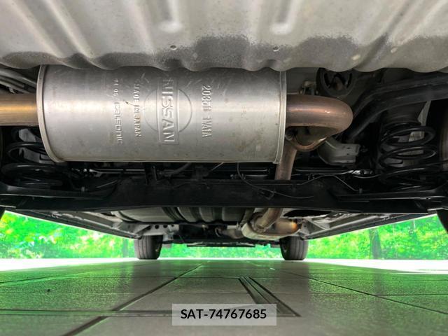 Nissan SERENA 2014-08 8279166-18