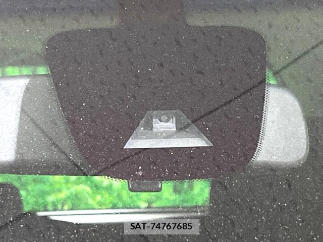 Nissan SERENA 2014-08 8279166-6