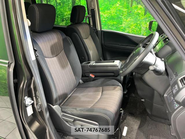 Nissan SERENA 2014-08 8279166-8
