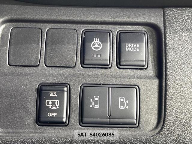 Nissan SERENA 2019-06 8279310-2