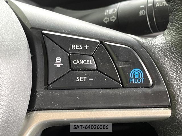 Nissan SERENA 2019-06 8279310-6