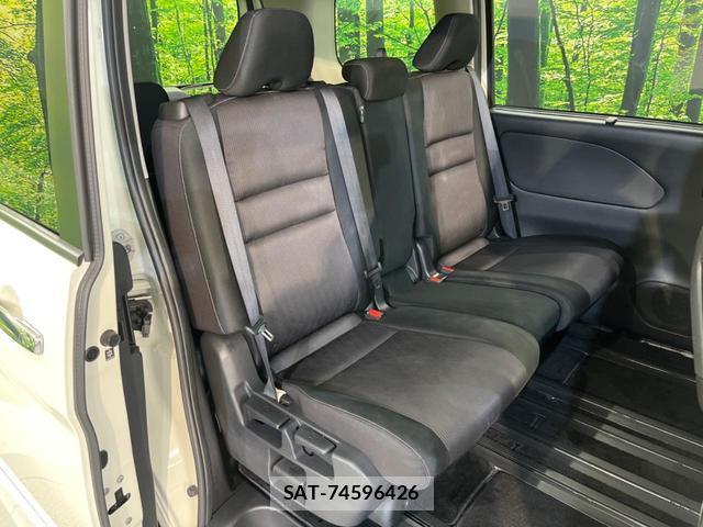 Nissan SERENA 2017-09 8279363-16