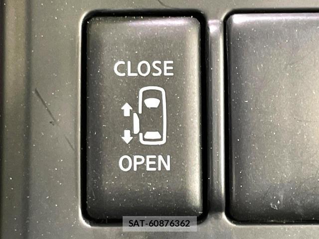 Nissan SERENA 2010-07 8279383-4