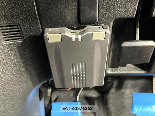 Nissan SERENA 2010-07 8279383-6